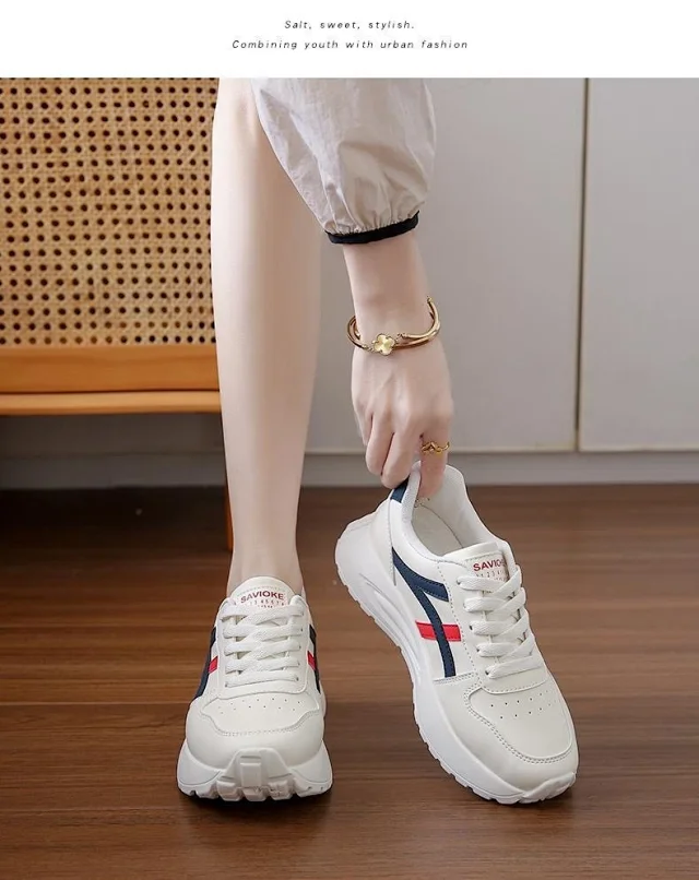 Women's Platform Dad Sneakers New Detail