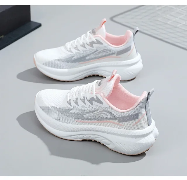 2025 Women's Trendy Mesh Running Sneakers Detail