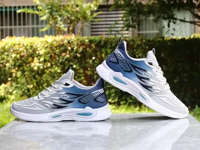 Men's 2025 Mesh Casual Running Shoes Detail