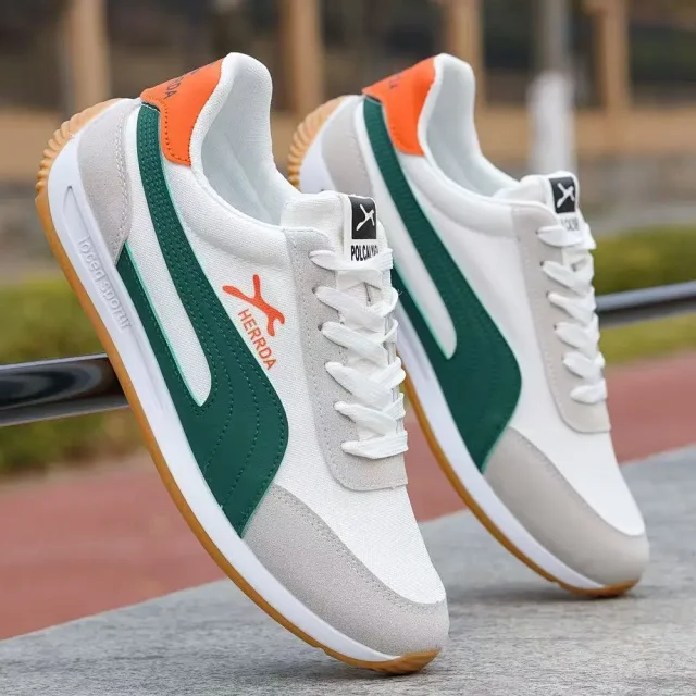 Men's New 2025 Korean Retro White Canvas Sneakers Detail