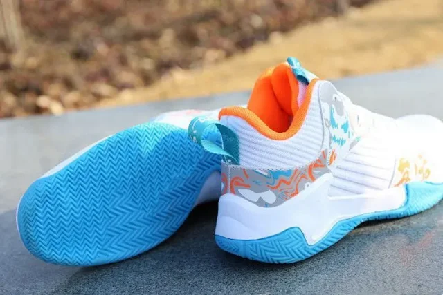 Men's Spring 2025 Fashion Light Basketball Shoes Detail