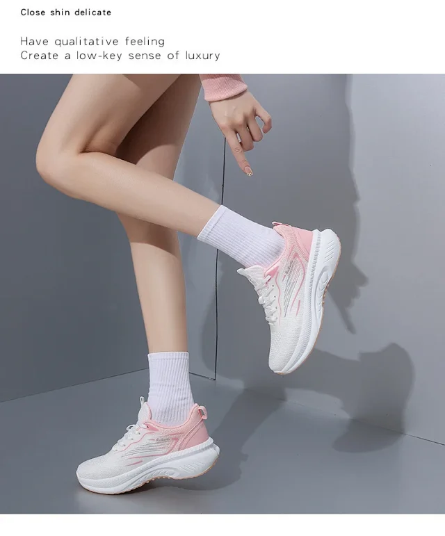 Women's Korean Style Breathable Flyknit Casual Running Sneakers Detail
