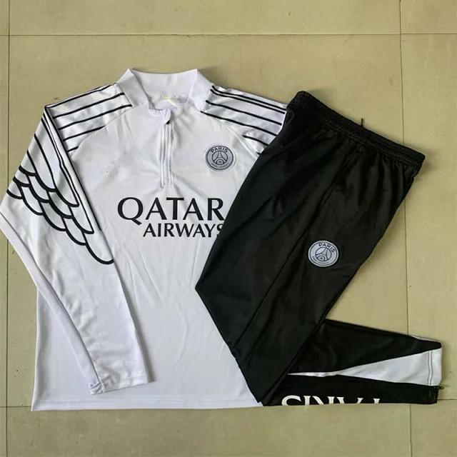 Long Sleeve Half Zip Football Training Jersey Detail