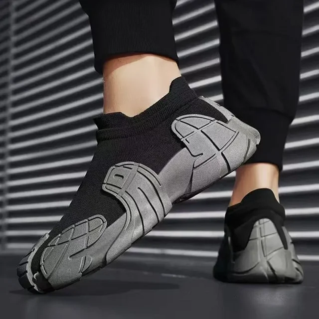Men's 2025 Breathable Knit Sneakers Youth Street Chunky Soles Detail