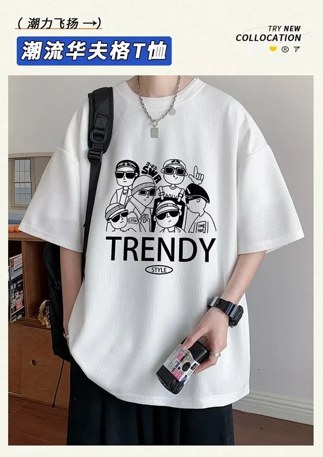 Trendy Ins Men's Printed Short Sleeve Tee Detail