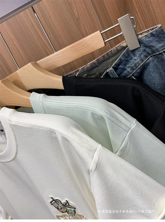 Men's Streetwear Embroidery Tee 2025 Detail