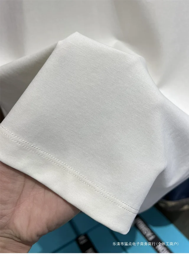 Men's Streetwear Embroidery Tee 2025 Detail