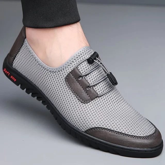 Men's Mesh Slip-On Dad Casual Sandals Detail