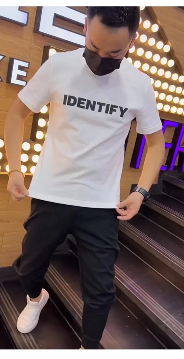 Men's 3D Letter Slim Fit Tee Detail