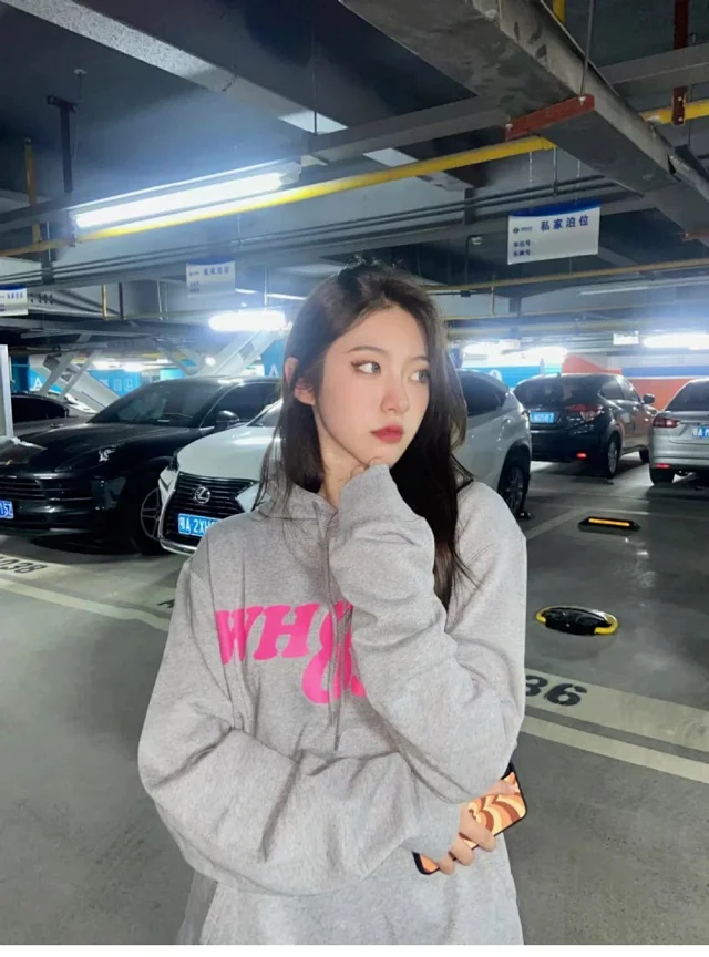 Didi's 2025 Phantom Hoodie Street Unisex Detail