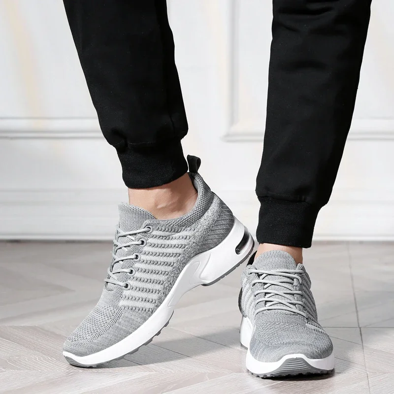 Trendy Korean Men's Flyknit Sneakers 2025