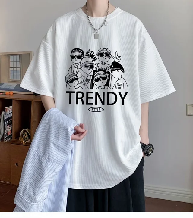 Trendy Ins Men's Printed Short Sleeve Tee Detail