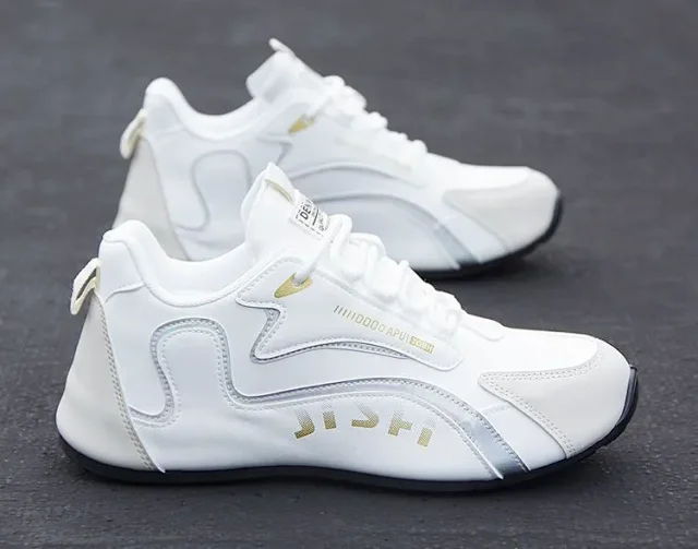 Waterproof Men's Hiking Leather Sneakers Detail