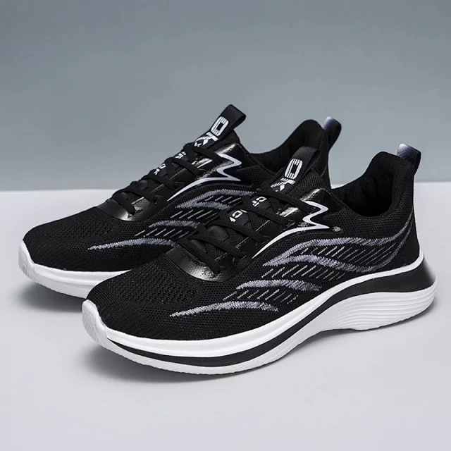 Men's Flyknit Casual Sneakers Padded Detail