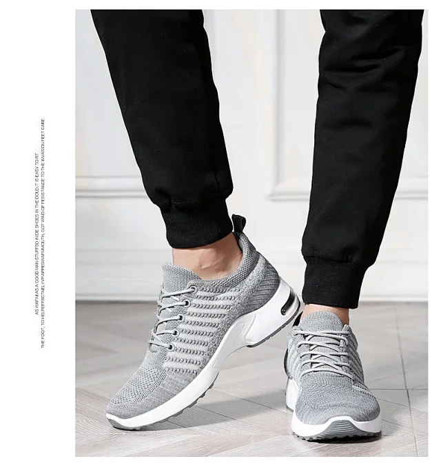 Trendy Korean Men's Flyknit Sneakers 2025 Detail