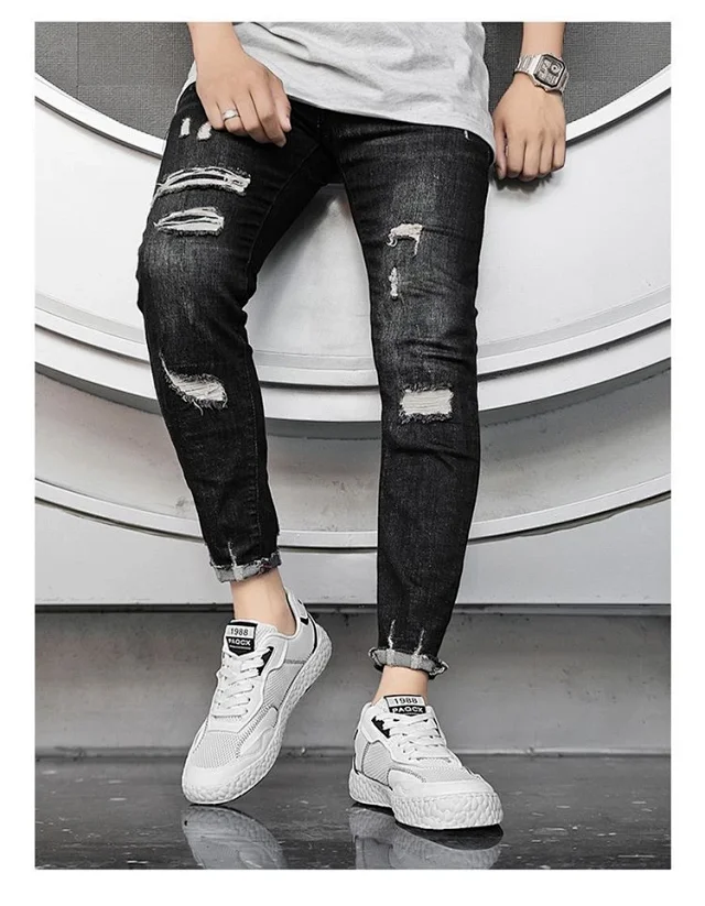 Unisex Breathable White Low-Top Casual Sneakers Detail