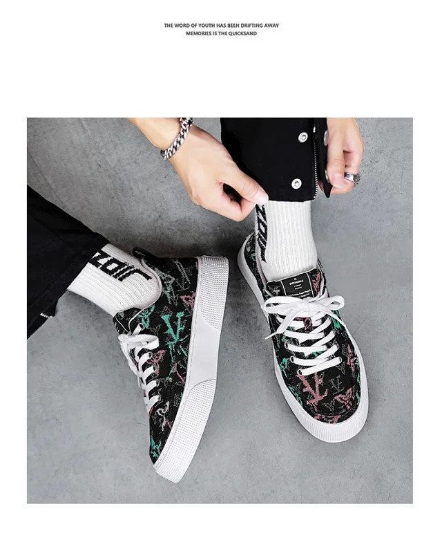 Men's Printed Canvas Low-Top Casual Detail