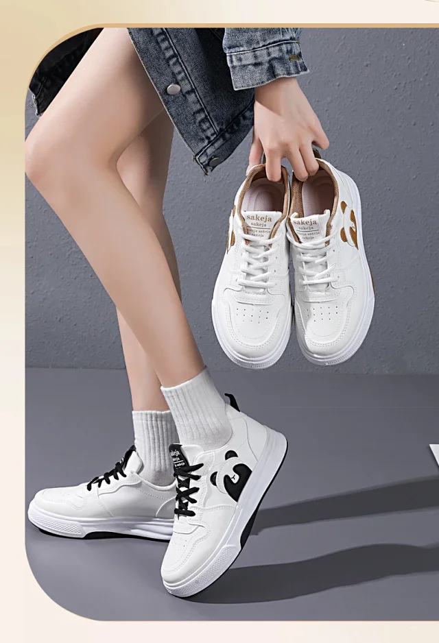 2025 Women's White Sneakers Lightweight Versatile Casual Detail