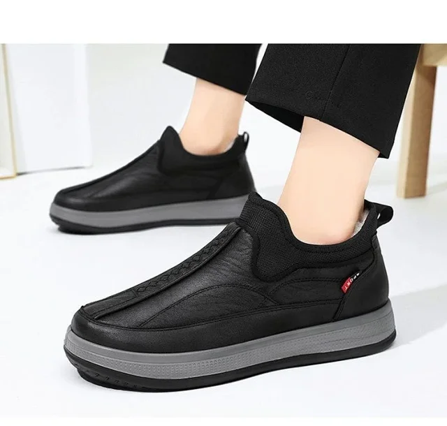 Men's Old Beijing Fleece-Lined Cotton Shoes Detail