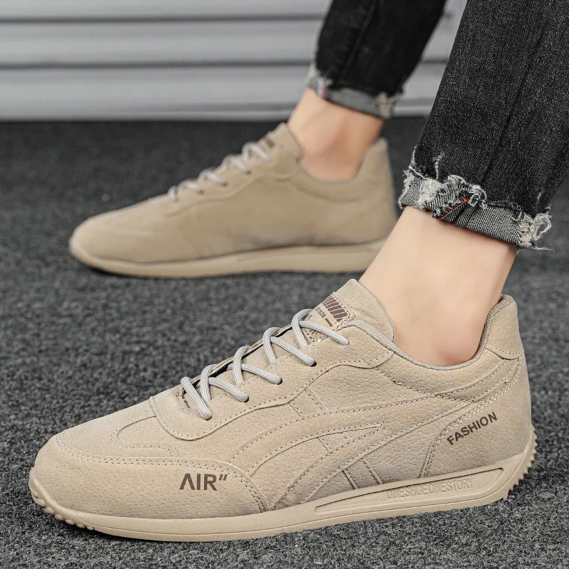 Men's Solid Lightweight Breathable Running Sneakers