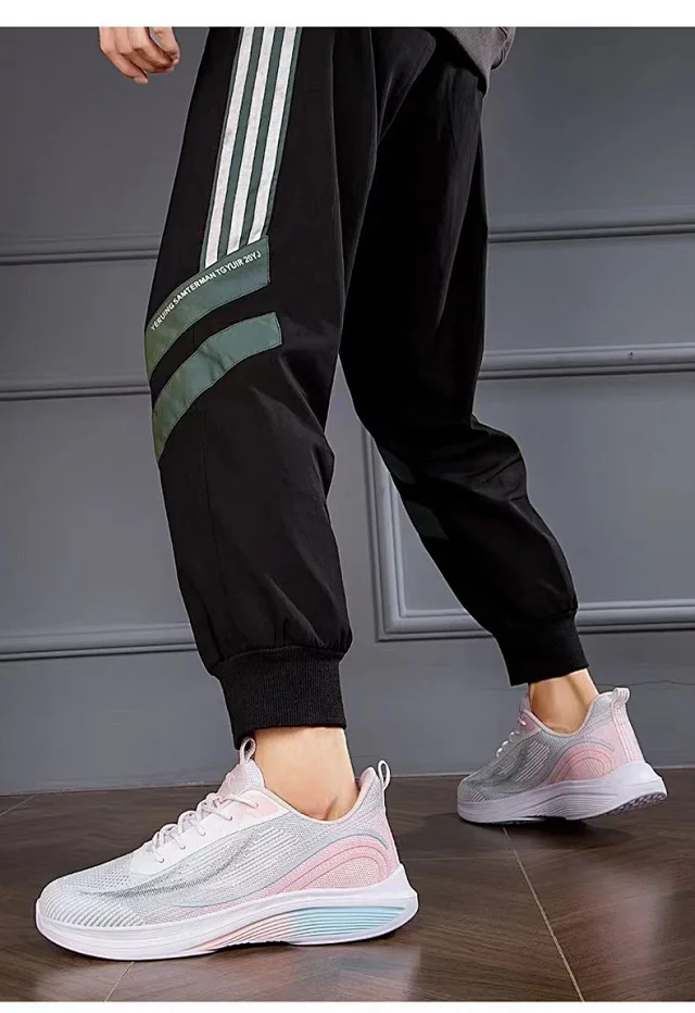 Flyknit Women's Running Shoes Breathable Comfort Active Detail