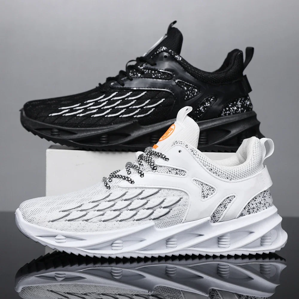 2025 Men's Lightweight Breathable Running Shoes