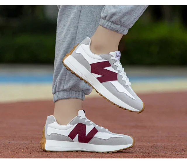 Small Waist Unisex Couple Running Shoes Detail