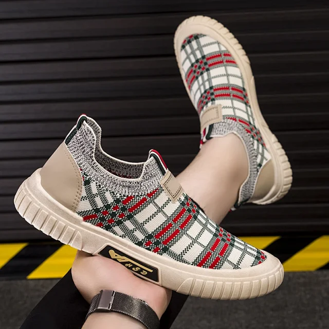 Men's Trendy Summer Flyknit Low-Top Sneakers Detail