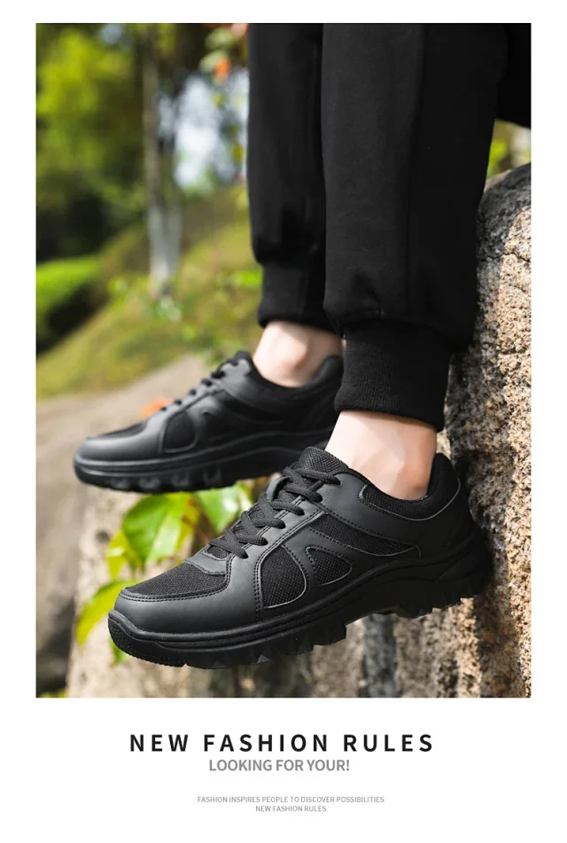 Men's Breathable Hiking Shoes Waterproof Chunky Sole Detail