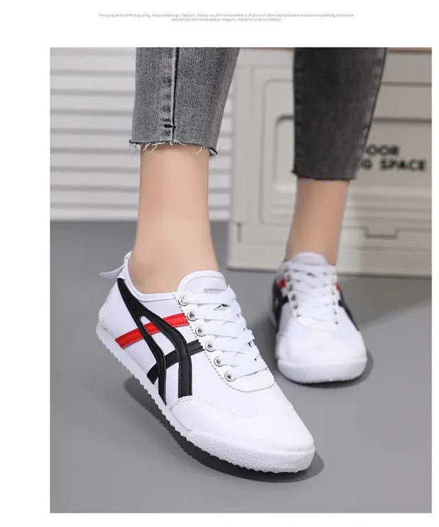 Korean Street Canvas Sneakers Lightweight Detail