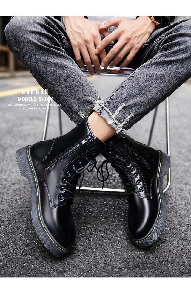 2025 Men's Outdoor Martin Sneakers Detail