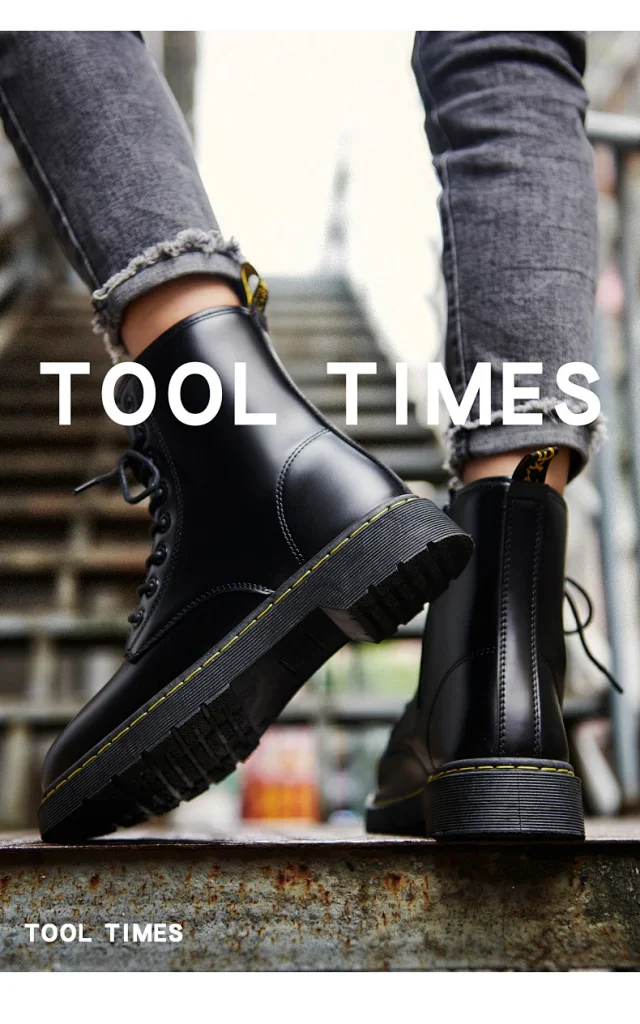 2025 Men's Outdoor Martin Sneakers Detail