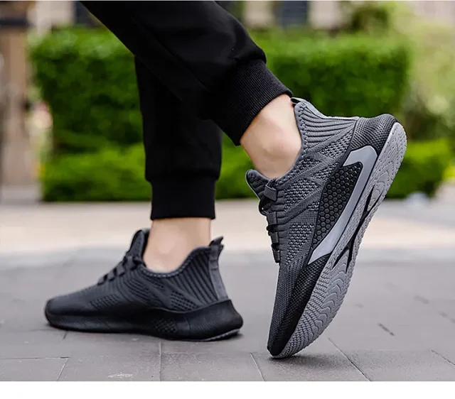New Men's Korean Yeezy Flyknit Sneakers Detail