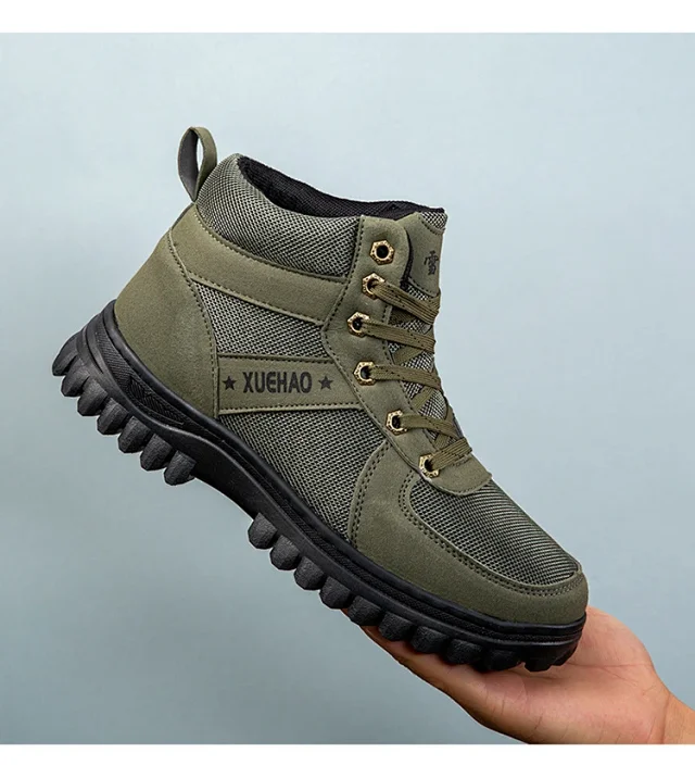 Men's Insulated Snow Boots High-Top Non-Slip Detail