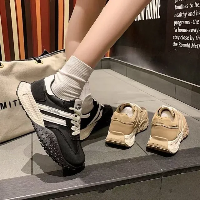 Women's Chunky Color-Block Platform Sneakers Detail