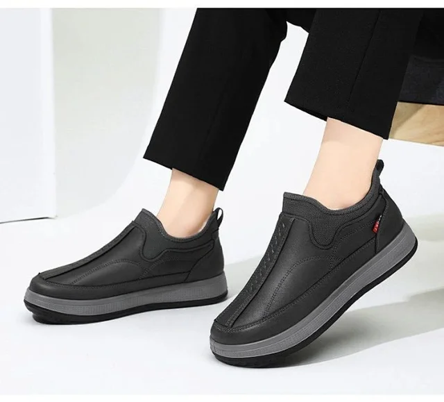 Men's Old Beijing Fleece-Lined Cotton Shoes Detail