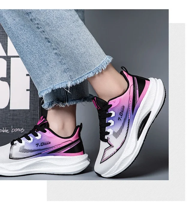 Stain-Resistant Unisex Student Light Running Mesh Sneakers Detail