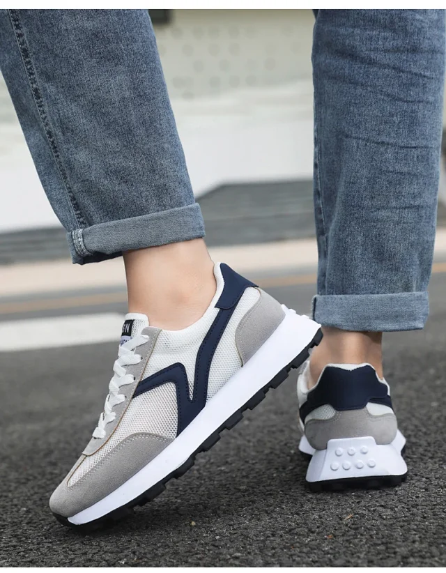 Unisex Platform Lovers' Casual Sneakers Detail