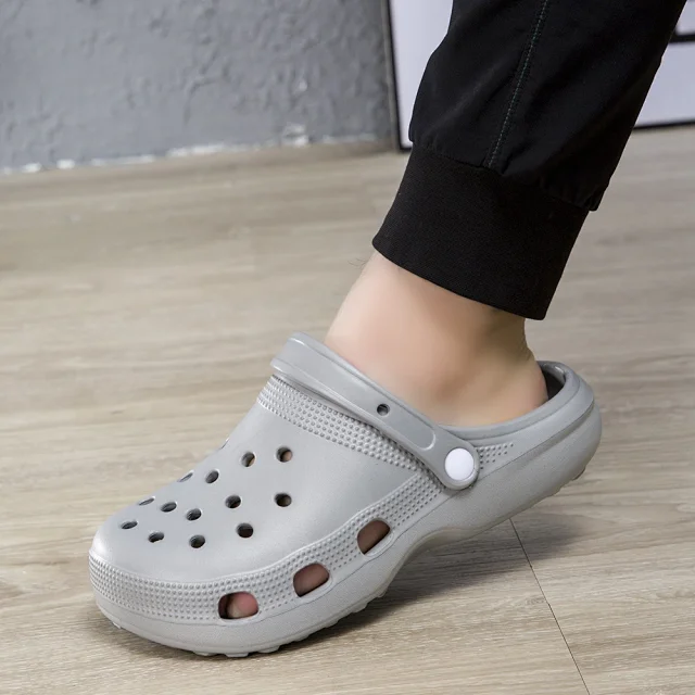 Classic Unisex Memory Foam Anti-Slip Clogs Detail