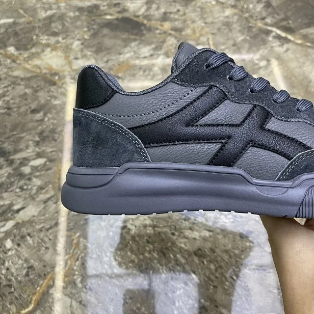 Men's K-Style Thick Sole Runner Detail