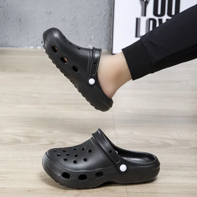 Classic Unisex Memory Foam Anti-Slip Clogs Detail