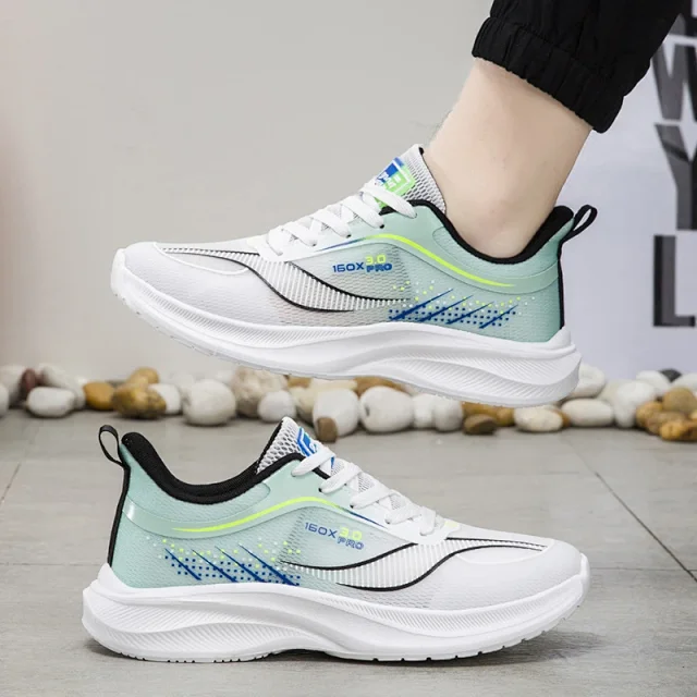 Youth Men's Breathable Mesh Running Shoes Detail