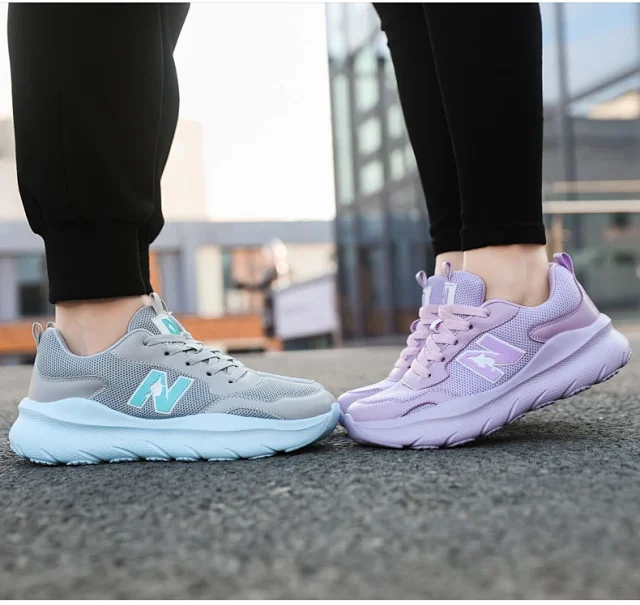 Unisex Couple Lightweight Platform Running Sneakers Detail