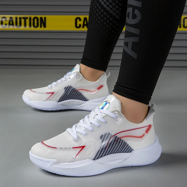 Men's Athletic Ultralight Cushioned Sneakers Detail
