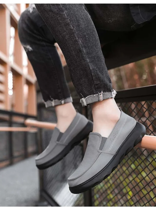 Beijing Cloth Driving Loafers, Breathable Summer Shoes for Men Detail