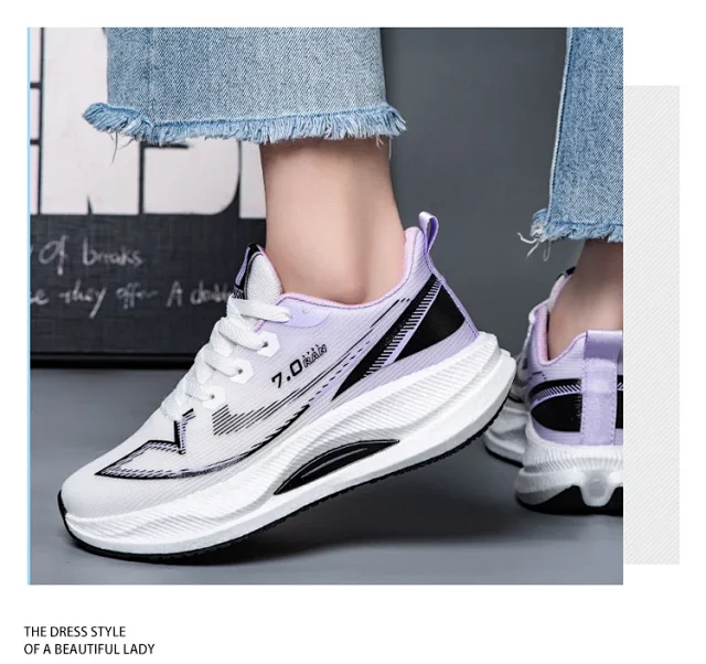 Stain-Resistant Unisex Student Light Running Mesh Sneakers Detail