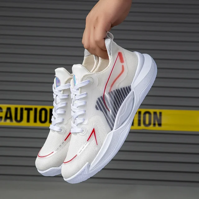 Men's Athletic Ultralight Cushioned Sneakers Detail