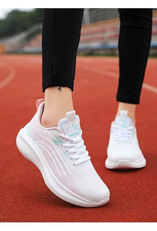Women's Lightweight Mesh Running Shoes Anti-Slip Detail