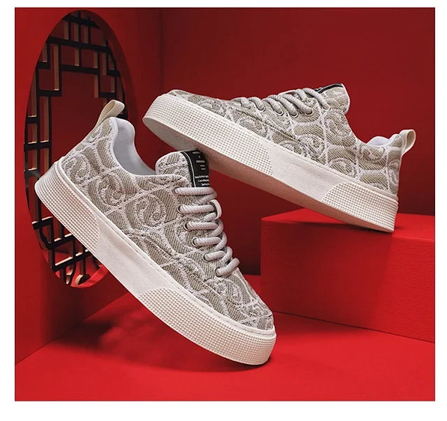 Men's Printed Flat Retro Urban Sneakers Detail