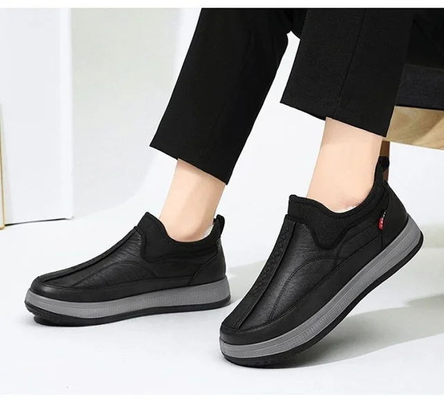 Men's Old Beijing Fleece-Lined Cotton Shoes Detail
